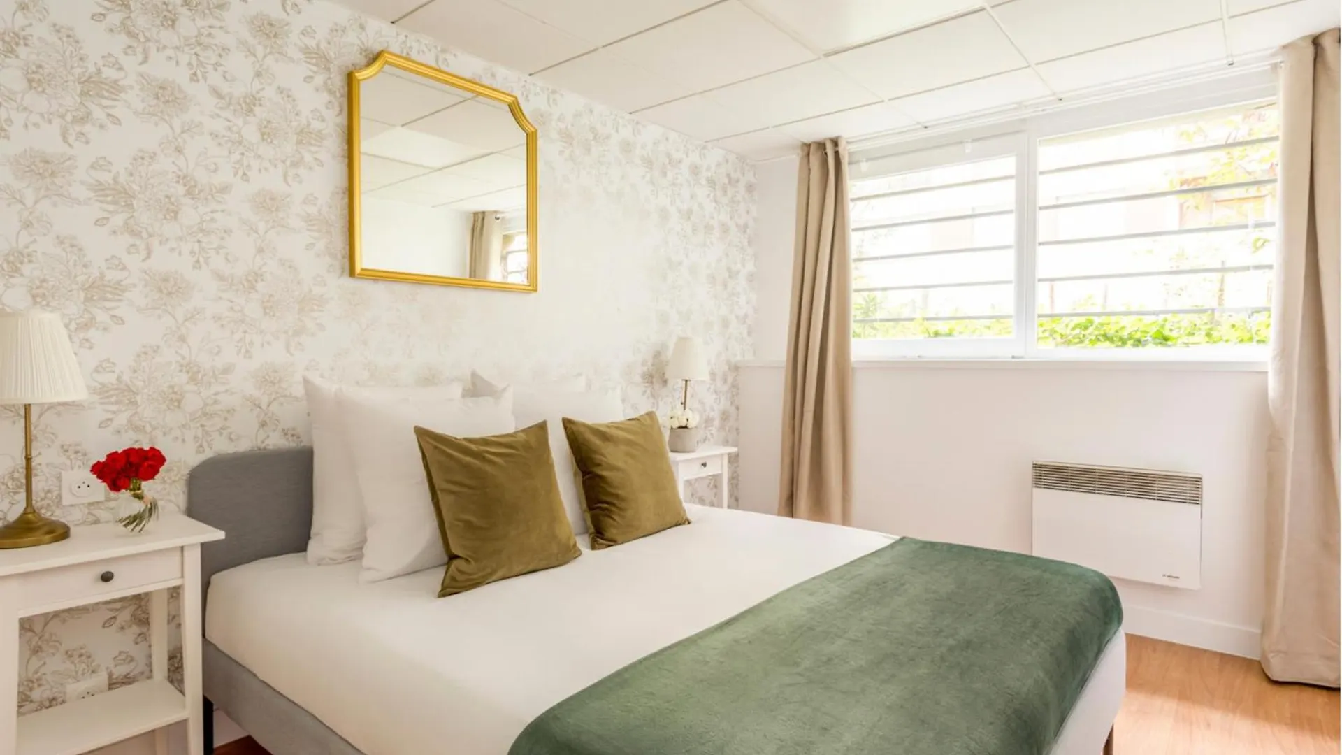 Merveil - Family Suite - Marais - Pelee Paris 0*,  France